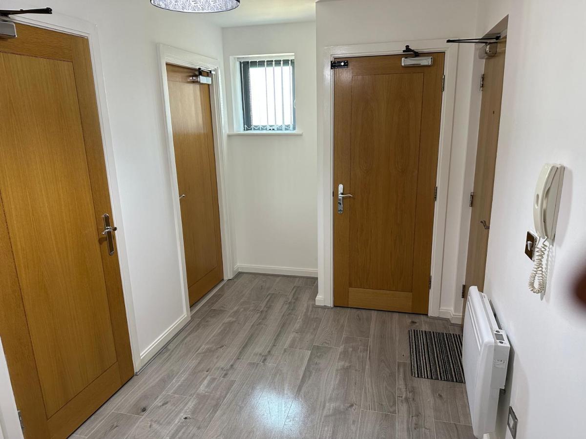2 Bed Modern Apartment Swansea Esterno foto